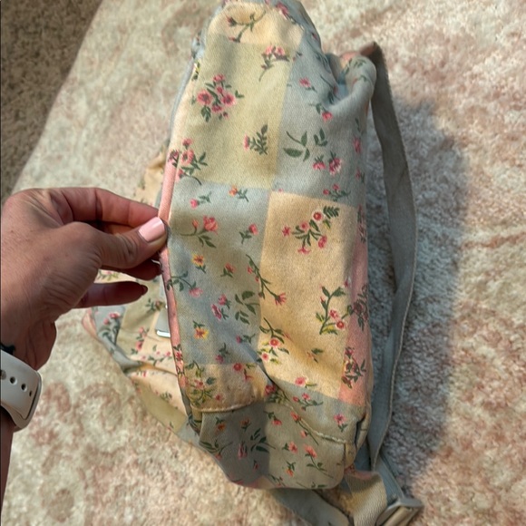 Floral Patchwork Backpack - Picture 4 of 4